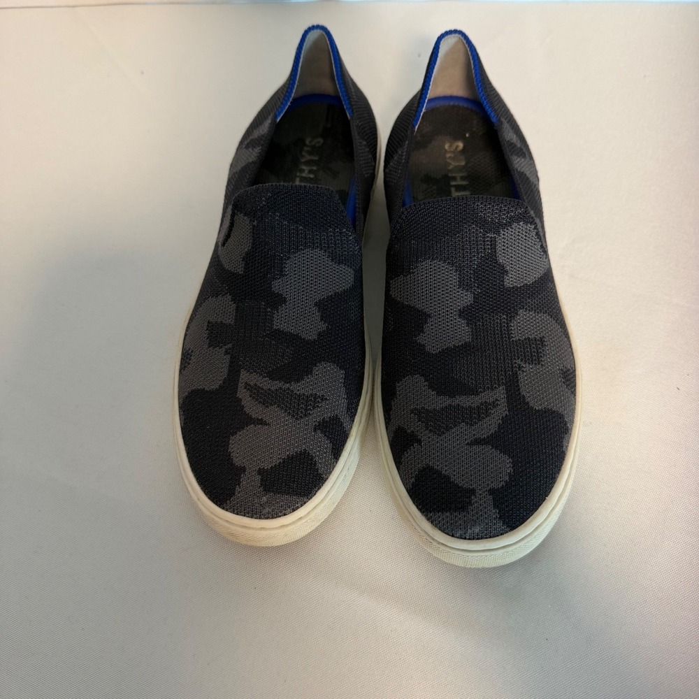 Rothys‎ The Sneaker  Grey Camo Slip On Knit Walking Shoes Camouflage Womens Sz 7